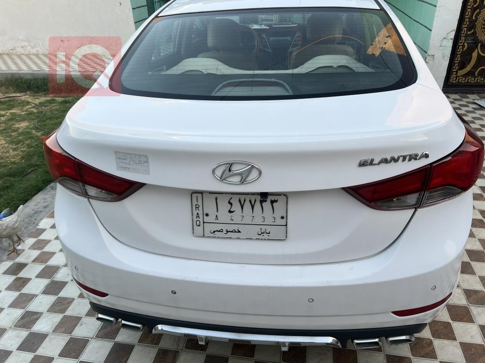 Hyundai Elantra